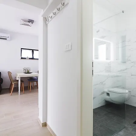 Dream With Pool - Apartment